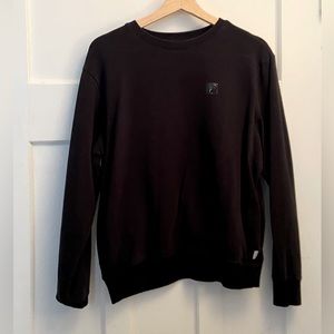 Black Crewneck Sweatshirt